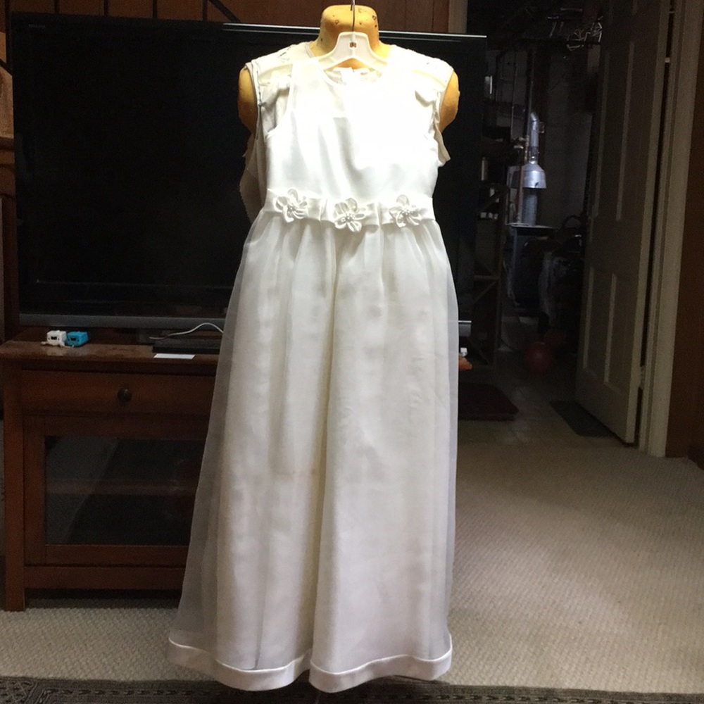 Flower Girl or Junior Bridesmaid Dress